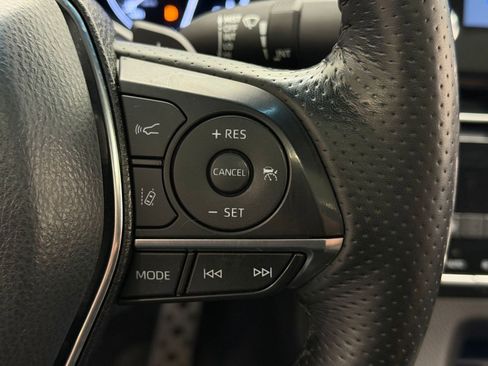 Used 2022 Toyota Avalon Touring w/ Advanced Safety Package FWD image 26