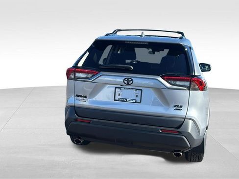 Used 2022 Toyota RAV4 XLE w/ Convenience Package AWD/4WD image 6