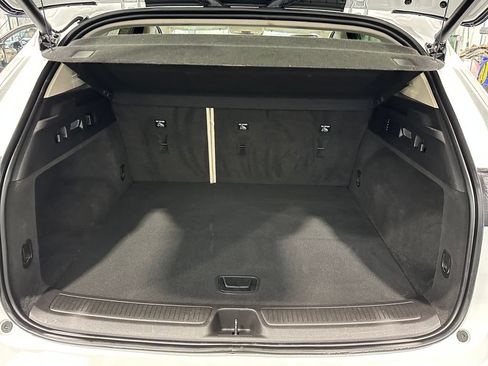 Used 2023 Buick Envision Avenir AWD/4WD image 30