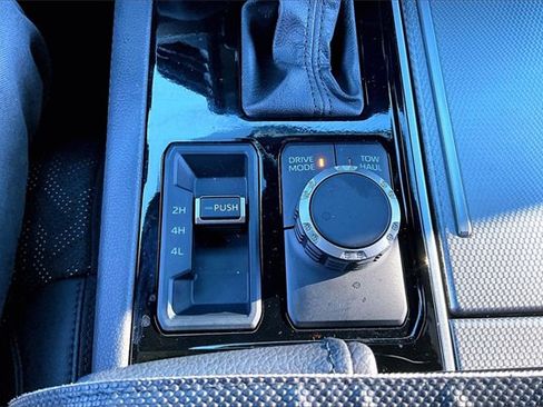 Used 2025 Toyota Sequoia Limited image 23