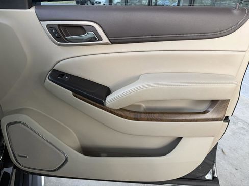 Used 2020 GMC Yukon Denali w/ Denali Ultimate Package image 34