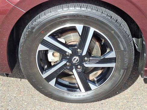 Used 2024 Nissan Sentra SV image 9