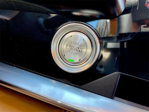 New 2025 Chevrolet Corvette E-Ray image 15