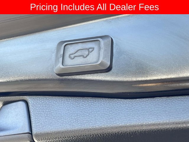 Used 2023 Toyota RAV4 XLE w/ Convenience Package AWD/4WD image 14