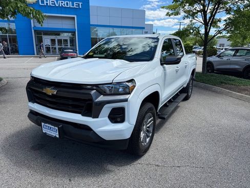 Used 2023 Chevrolet Colorado LT w/ LT Convenience Package RWD image 8