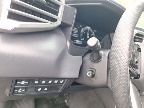 Used 2025 Toyota Tundra Platinum AWD/4WD image 20