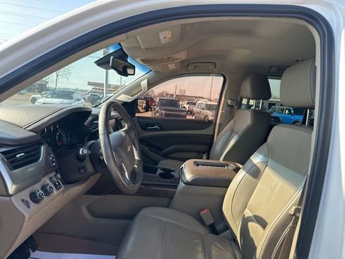 Used 2016 Chevrolet Tahoe LT w/ Luxury Package image 36