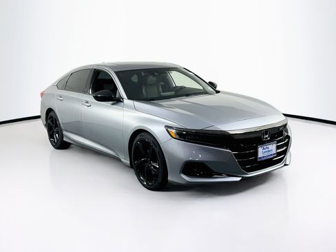 Used 2021 Honda Accord Sport image 3