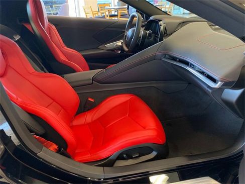 Used 2023 Chevrolet Corvette Stingray Convertible w/ Z51 Performance Package image 27