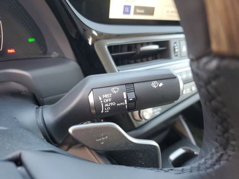 Used 2024 Lexus ES 350 350 Luxury w/ Technology Package image 24