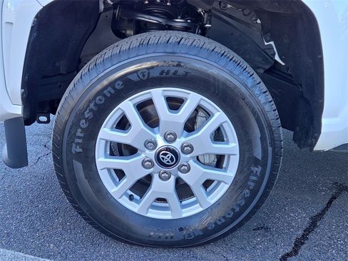 Used 2024 Toyota Tacoma SR w/ SR Upgrade Package image 10