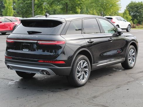 New 2023 Lincoln Corsair AWD w/ Equipment Group 101A image 3