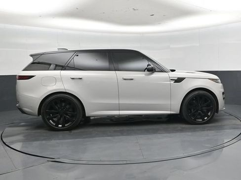 Used 2026 Land Rover Range Rover Sport Autobiography AWD/4WD image 2
