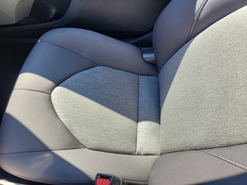 Used 2021 Toyota Camry LE w/ Convenience Package FWD image 24