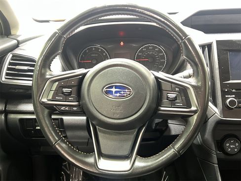 Used 2019 Subaru Crosstrek 2.0i Premium image 14