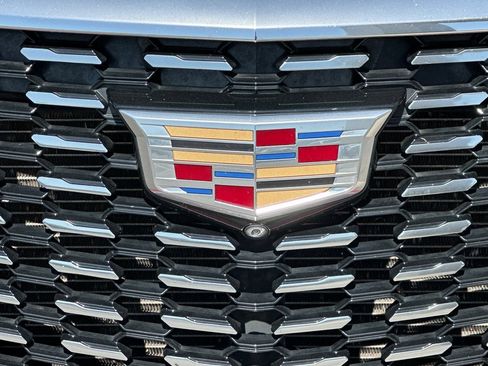Used 2023 Cadillac XT5 Premium Luxury w/ Technology Package FWD image 39