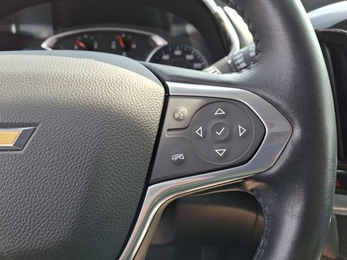 Used 2021 Chevrolet Traverse LT AWD/4WD image 24