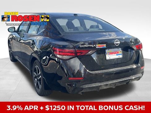 New 2025 Nissan Sentra SV image 3