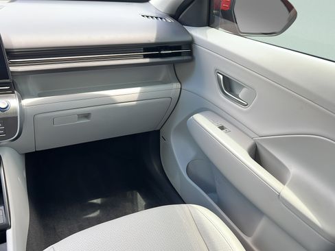 Certified 2024 Hyundai Kona Limited FWD image 16