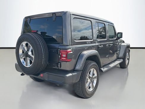 Used 2020 Jeep Wrangler Unlimited Sahara image 4