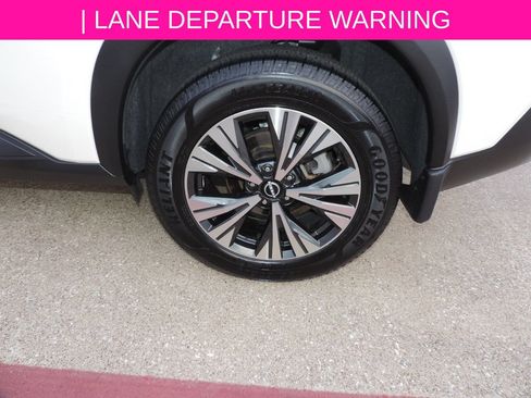 Certified 2023 Nissan Rogue SV FWD image 15
