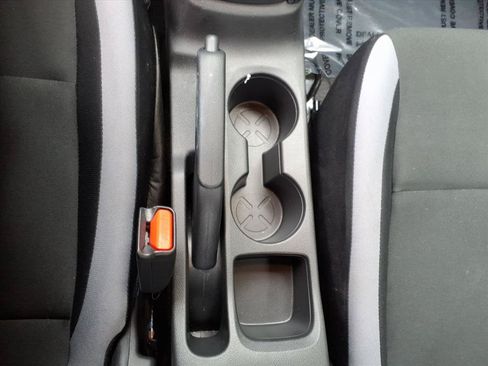 Used 2025 Nissan Versa S w/ Trunk Package FWD image 14