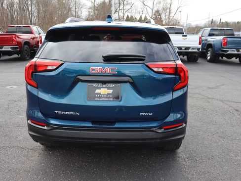 Used 2021 GMC Terrain SLT w/ LPO, Dark Accent Package AWD/4WD image 37
