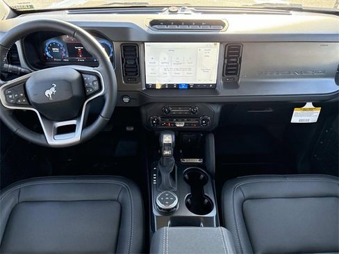 New 2025 Ford Bronco Badlands w/ Sasquatch Package image 16