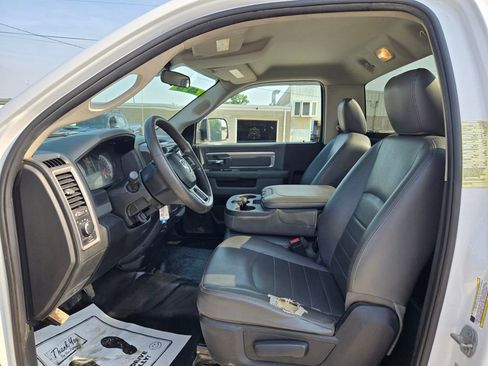 Used 2018 RAM 3500 Tradesman w/ Power & Remote Entry Group RWD image 14