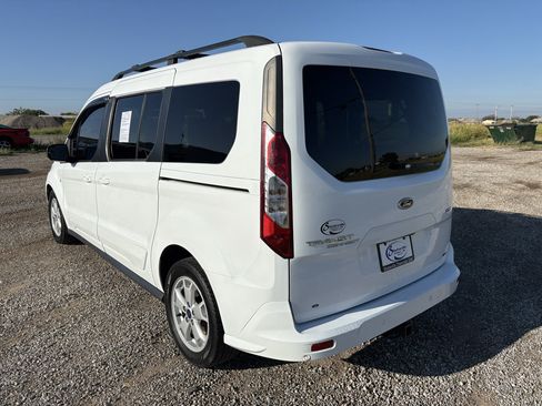 Used 2016 Ford Transit Connect XLT FWD image 7