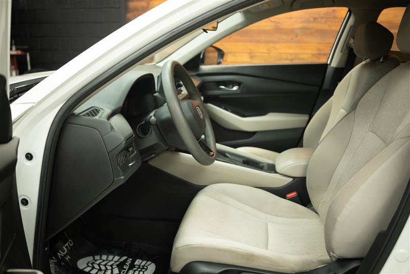 Used 2023 Honda Accord LX image 8