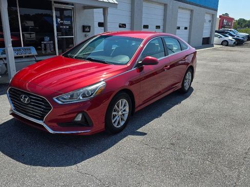 Used 2019 Hyundai Sonata SE FWD image 2