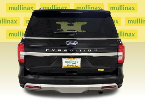 Used 2023 Ford Expedition XLT image 17