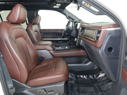 Used 2023 Ford Expedition Max Limited AWD/4WD image 14