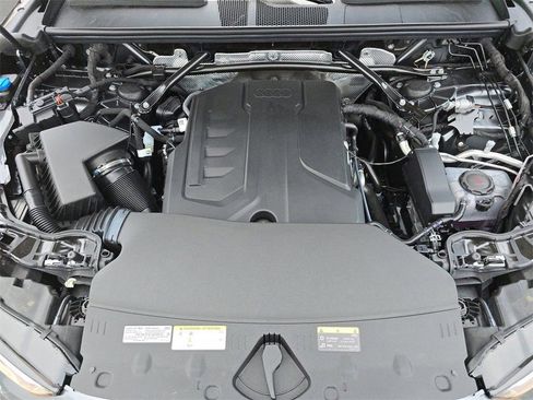 Certified 2025 Audi Q5 2.0T Premium Plus w/ Premium Plus image 31