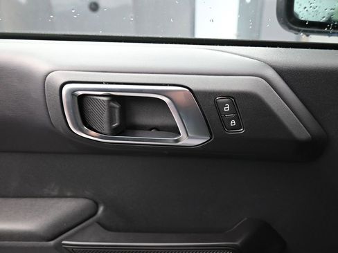 New 2025 Ford Bronco Badlands image 20