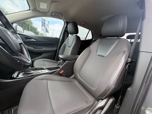 Used 2024 Buick Encore GX Preferred FWD image 11