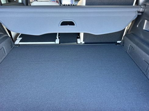 New 2025 Mercedes-Benz GLC 63 AMG S image 35