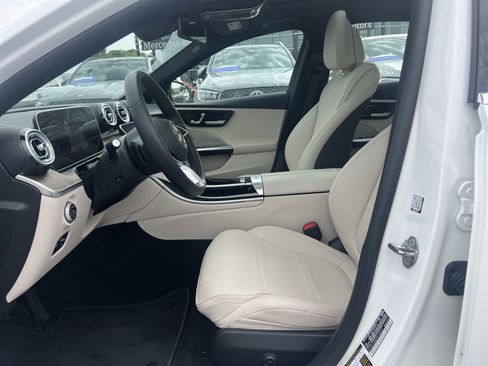 Certified 2023 Mercedes-Benz C 300 4MATIC Sedan image 16