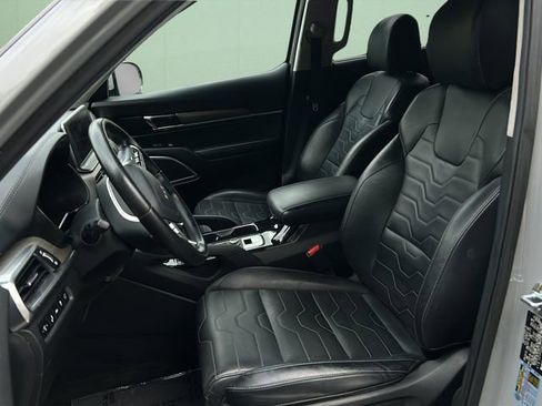 Used 2022 Kia Telluride SX w/ SX Prestige Package AWD/4WD image 12