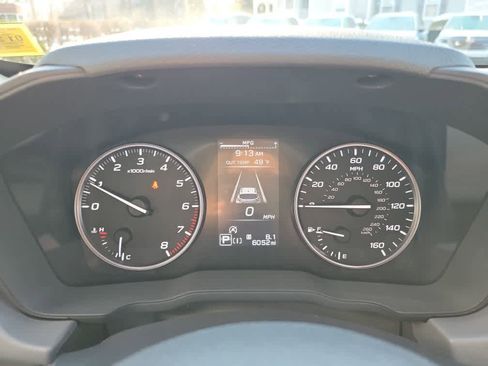 Certified 2025 Subaru Crosstrek 2.5i Limited w/ Crosstrek Mirror Package image 12