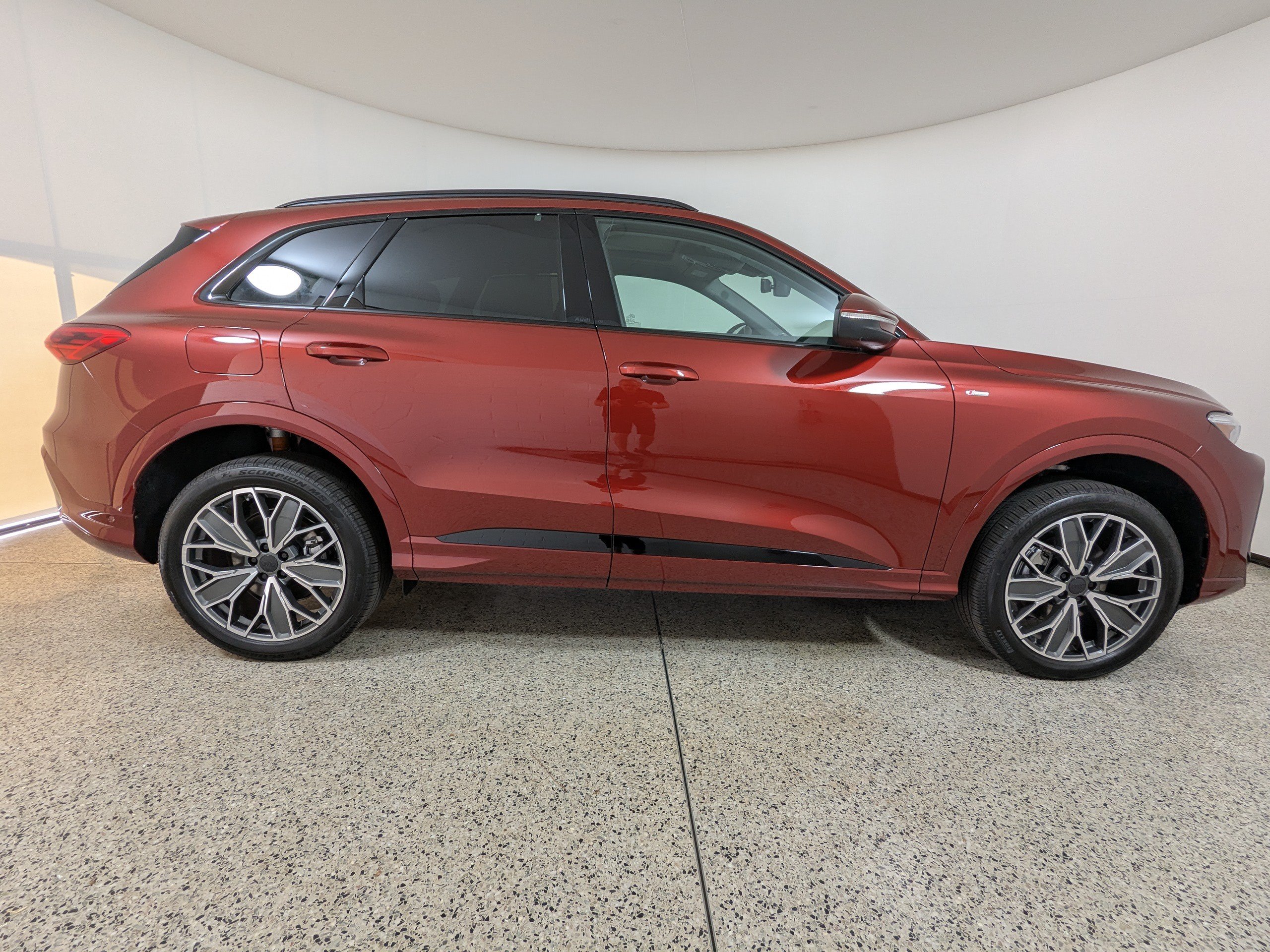 New 2026 Audi Q5 Premium Plus AWD/4WD image 7