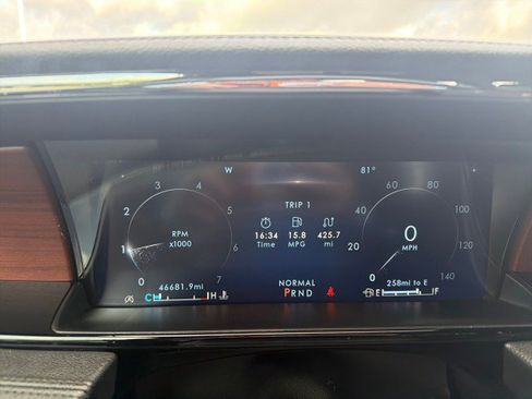 Used 2023 Lincoln Navigator Reserve RWD image 7