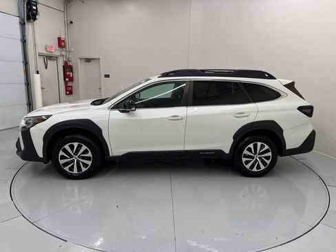 Certified 2023 Subaru Outback Premium AWD/4WD image 3