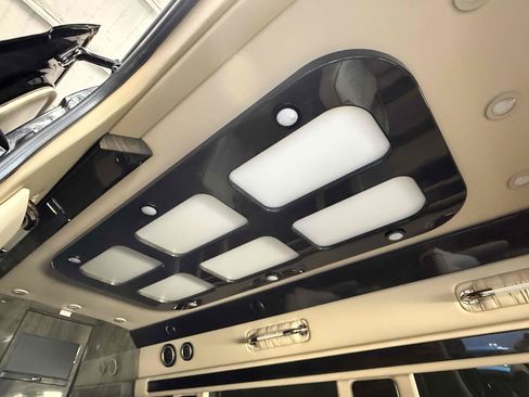 Used 2017 Mercedes-Benz Sprinter 3500 image 22
