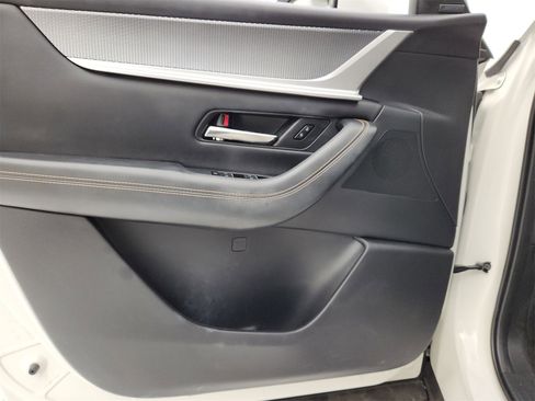 Certified 2024 MAZDA CX-90 Plug-In Hybrid w/ Premium Plus image 19