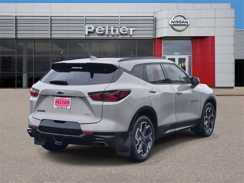 Used 2021 Chevrolet Blazer RS w/ Enhanced Convenience Package image 6