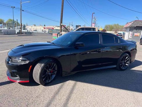 Used 2021 Dodge Charger Scat Pack w/ Plus Group RWD image 3