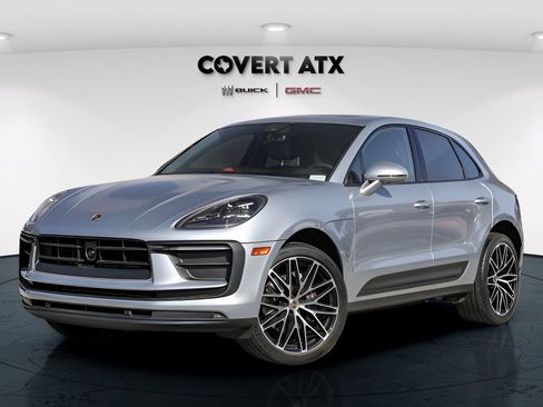Used 2024 Porsche Macan AWD/4WD image 2