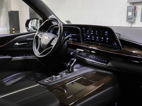 Certified 2023 Cadillac Escalade Sport Platinum AWD/4WD image 32